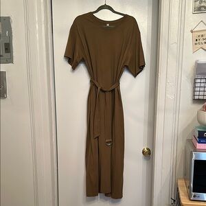 Uniqlo Olive Belted Midi T-Shirt Dress